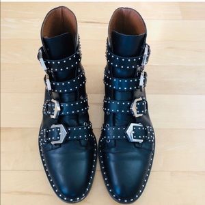 Black givenchy boots
